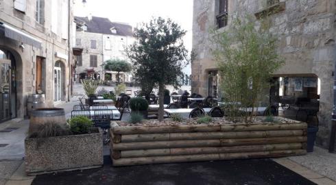 Confection d'une jardinière pour une terrasse 